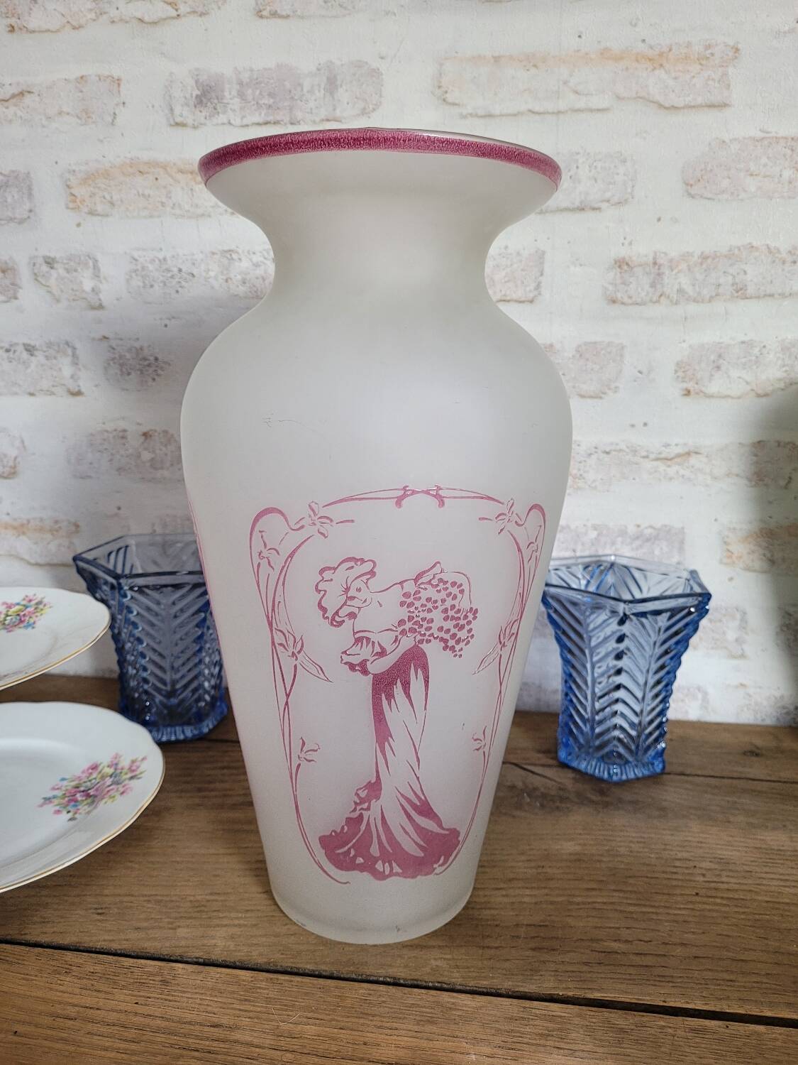 Large Art Nouveau vase