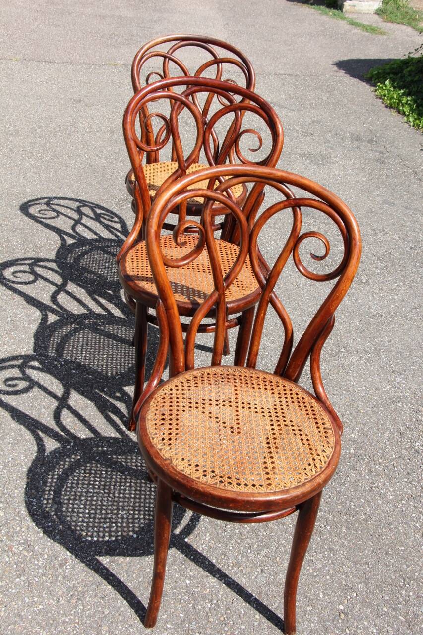 Série de x8 chaises bistrot style Thonet