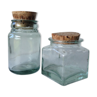 Duo de bocaux en verre anciens