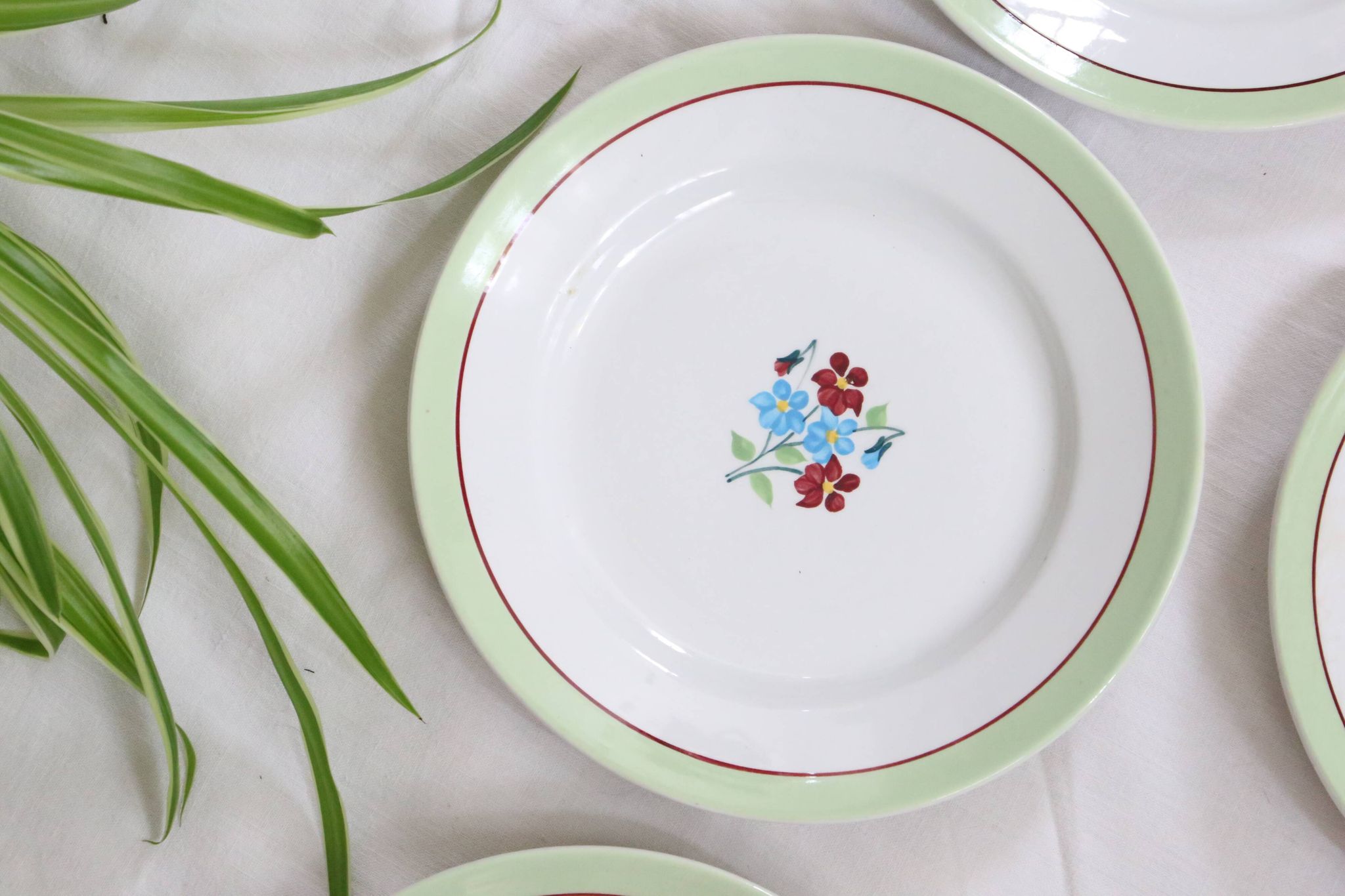 Set of 6 flat plates Moulin des Loups, Nina model, vintage French