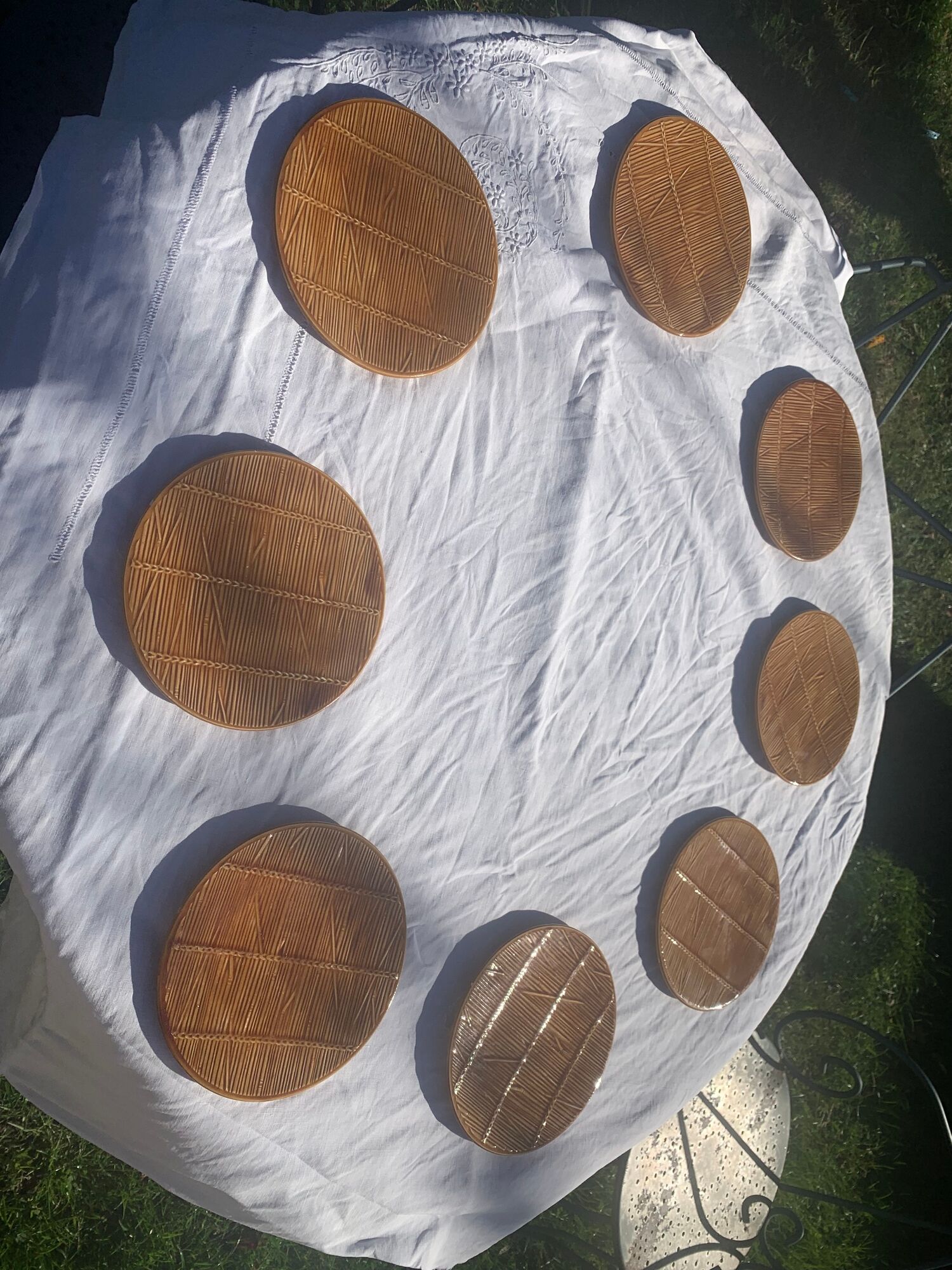 9 plates in straw slurry val d or creation made in france vintage