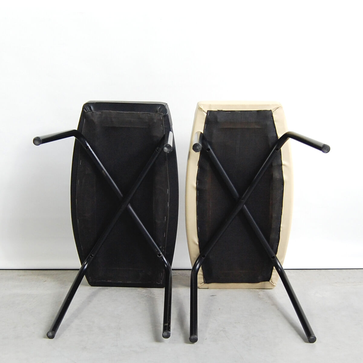 Pair of footrests "taureaux" by Pierre Guariche for Meurop 1960s
