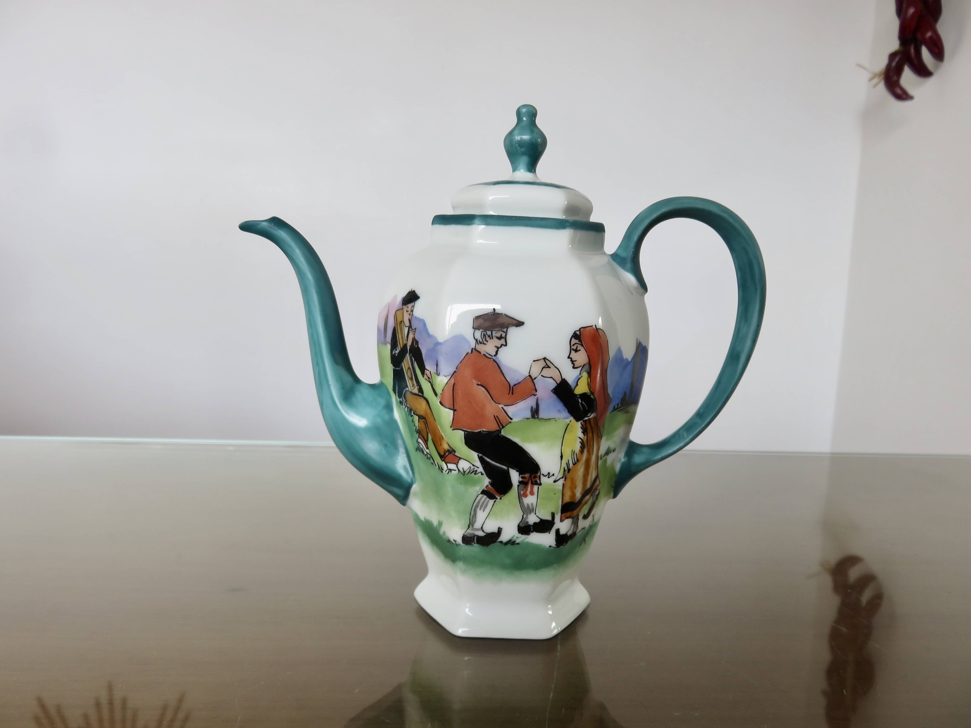 René Gaïtaud Basque coffee service in ceramic from the 1960s.