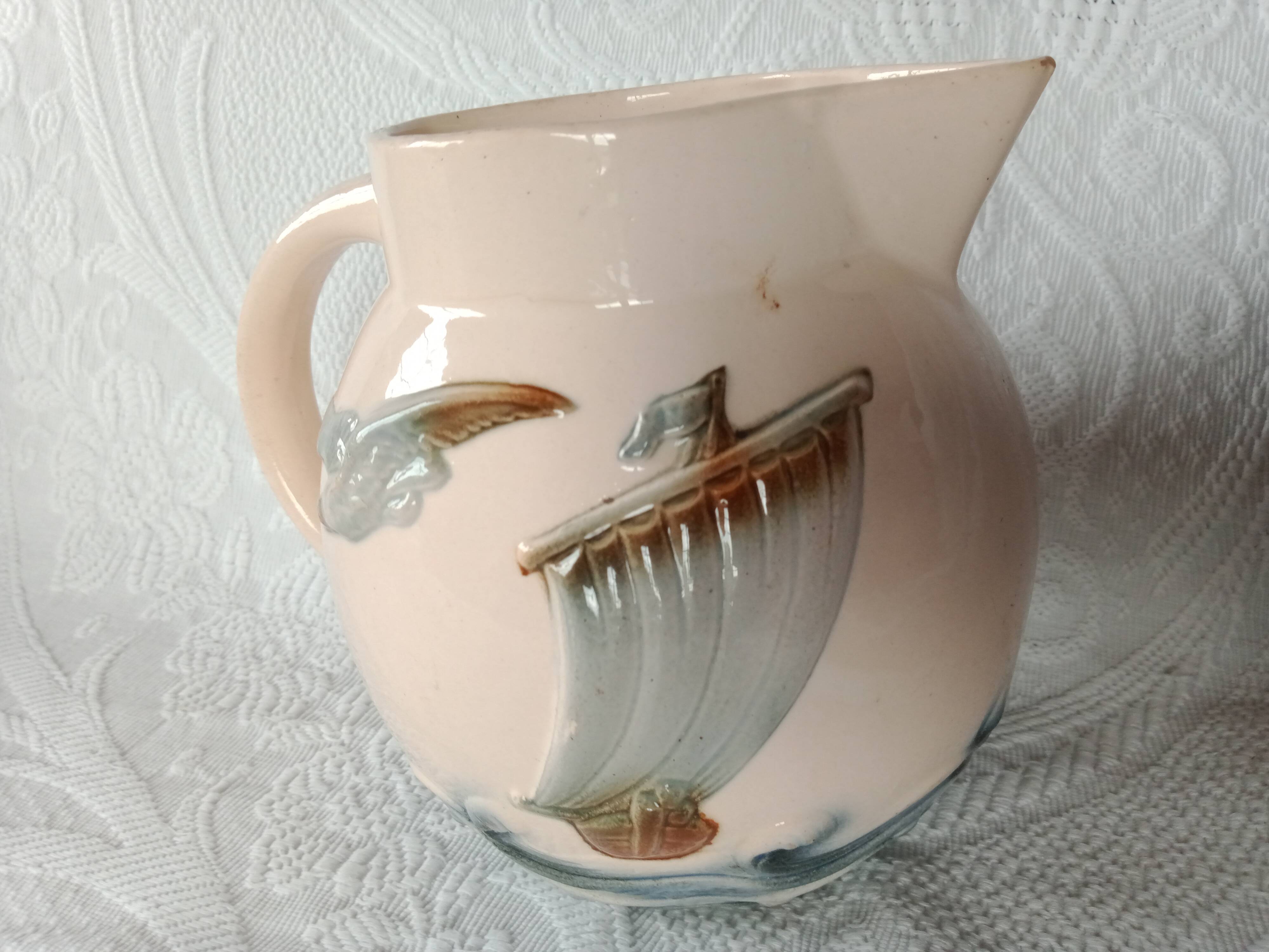 Pitcher jug - Digoin Sarreguemines - Sailboat on the waves and seagull