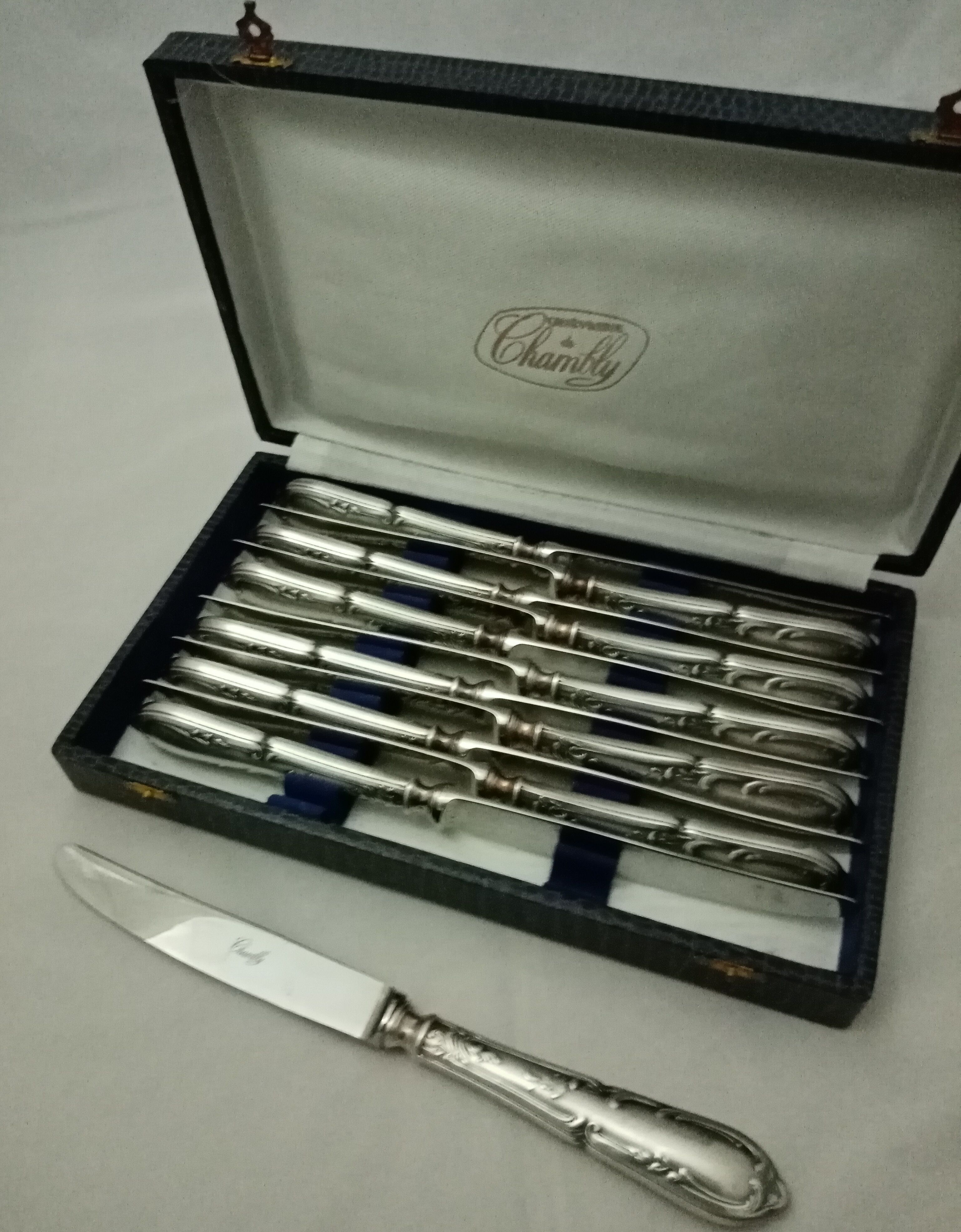 Housewife SFAM model Chambly rocker Louis XV silver metal wooden box