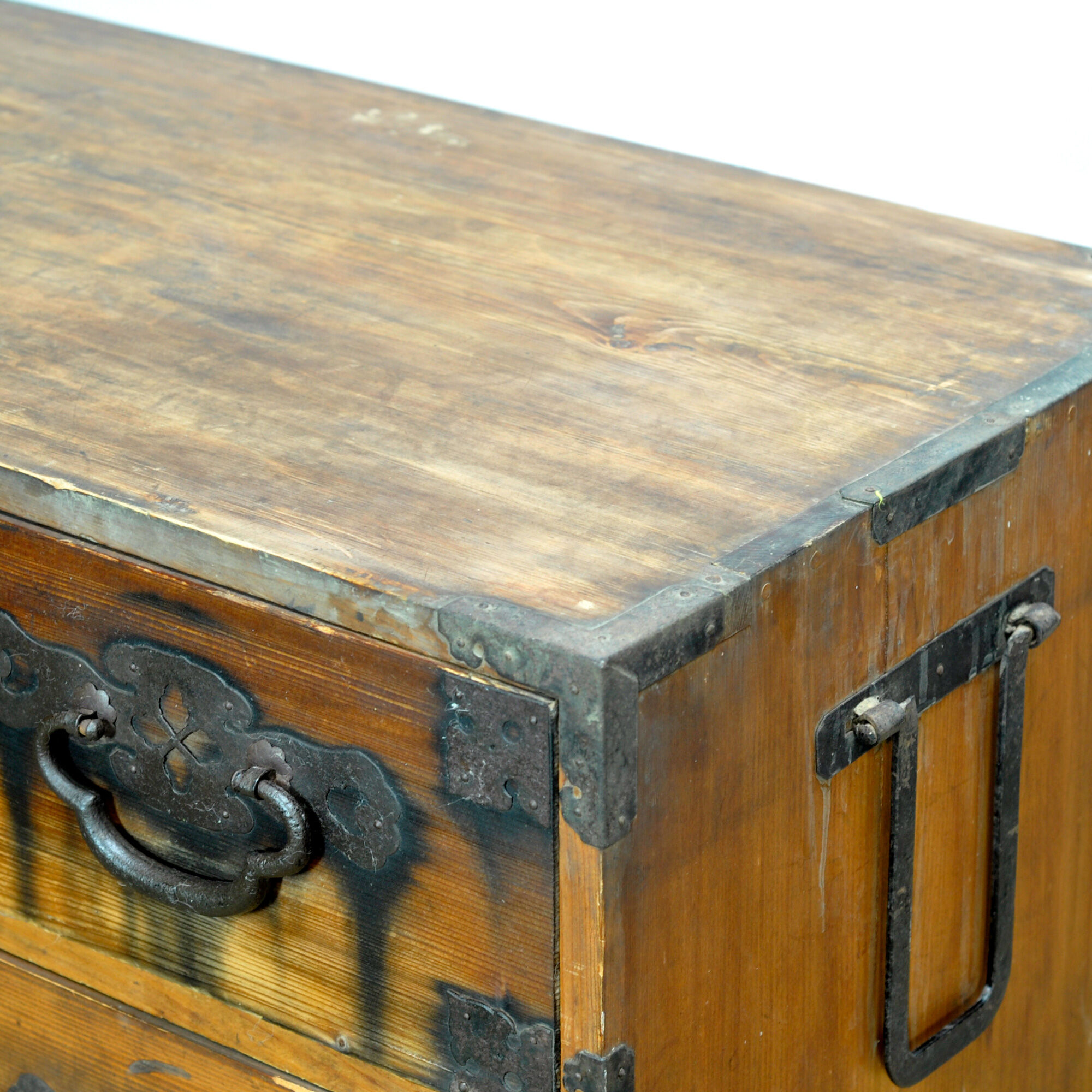 Japanese Tansu chest of drawers, circa 1870