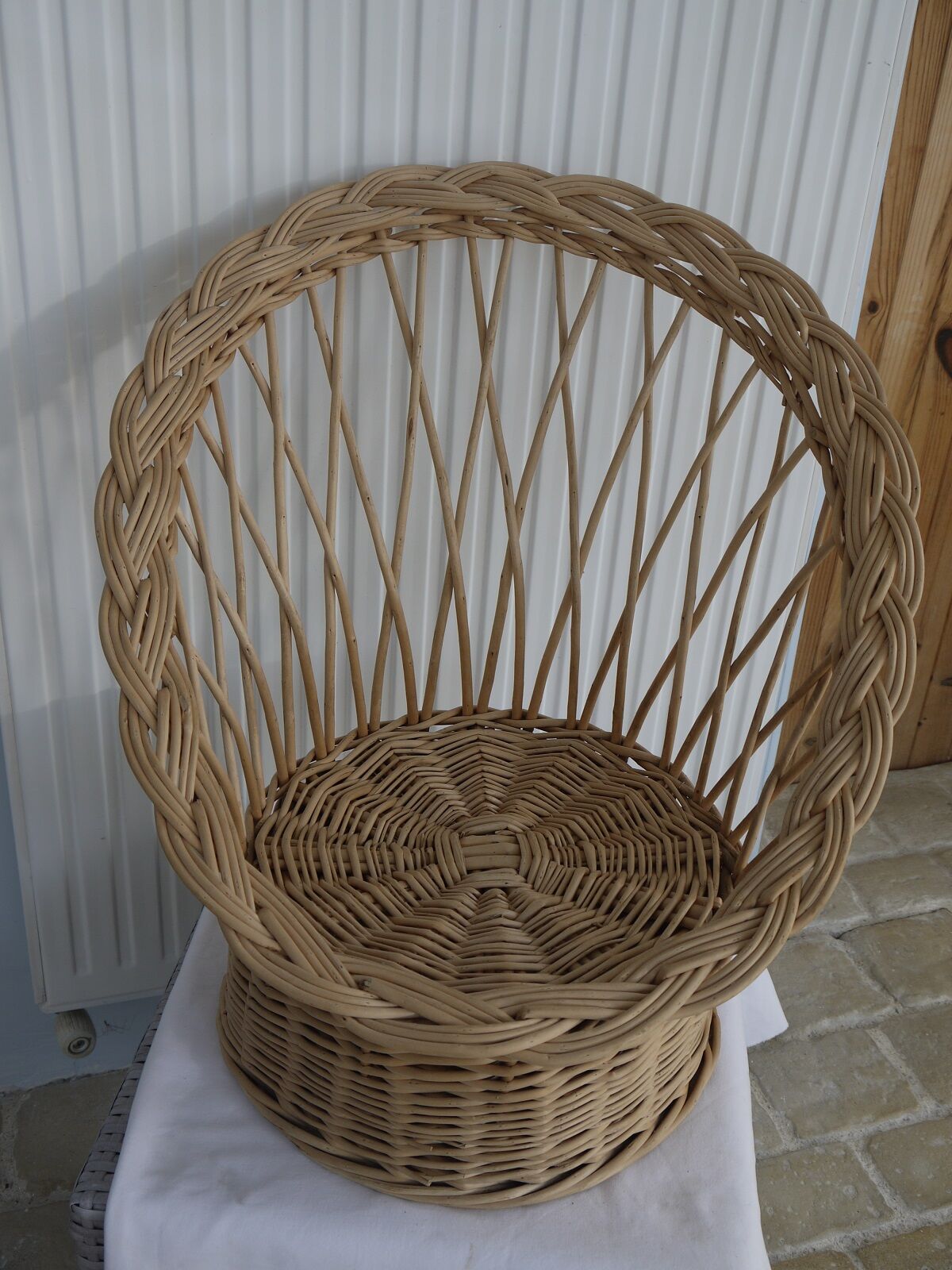 Children's wicker chair, Emmanuelle style
