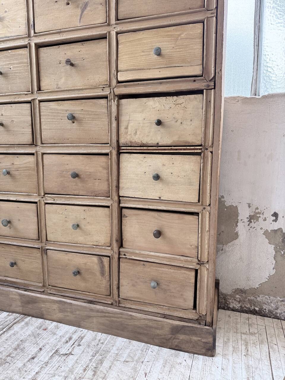 XL 1950 pine workshop cabinet with drawers