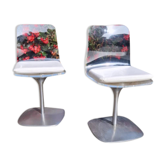 Pair of chairs, in plexiglass, 70s