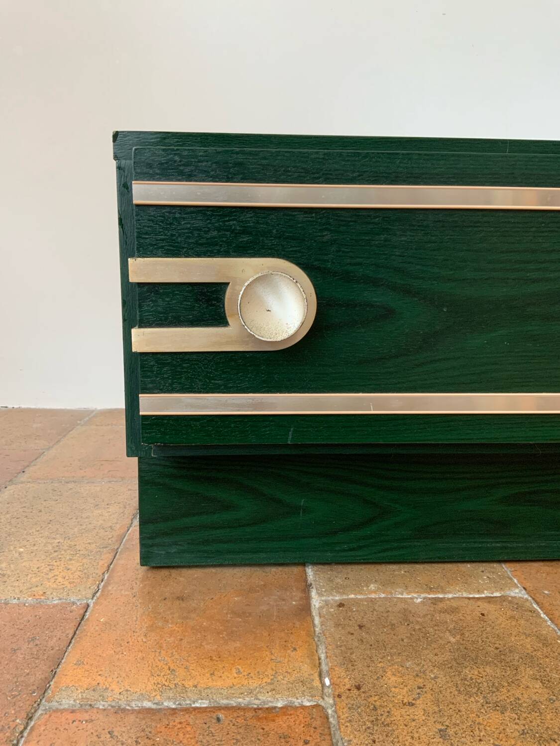 Small occasional piece of furniture