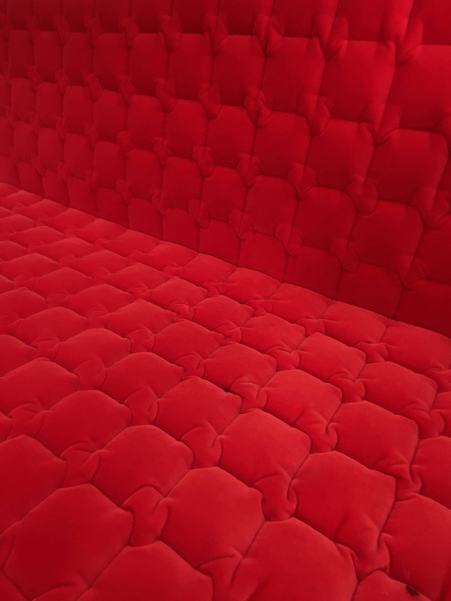 Inga Sempe - Ligne Roset  Fauteuil et méridienne modèle Ruché