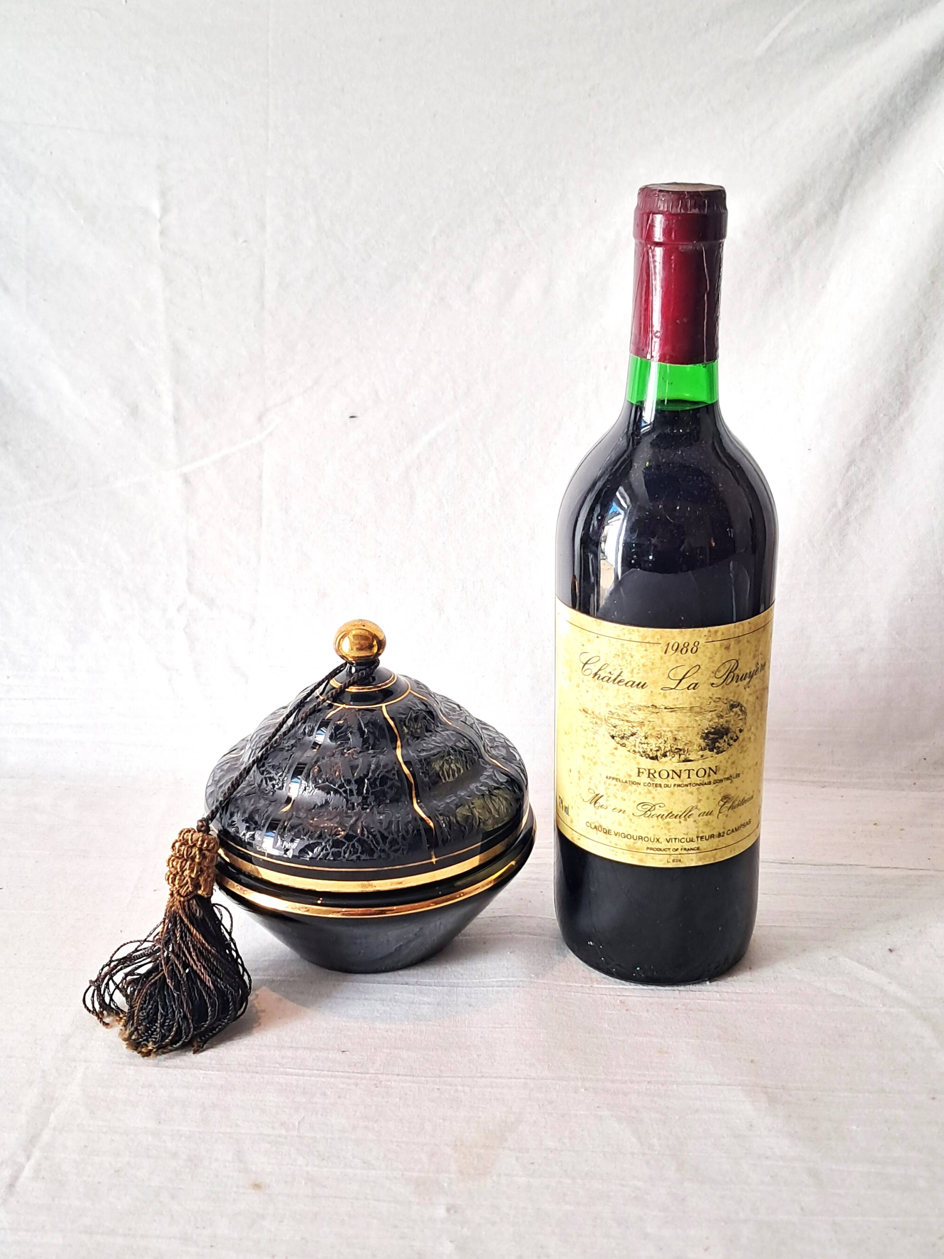 Art Deco Bonbonnière in Black Boom Hyalite Glass from the De Rupel Glassworks