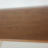 String shelf from the 60s and 70s