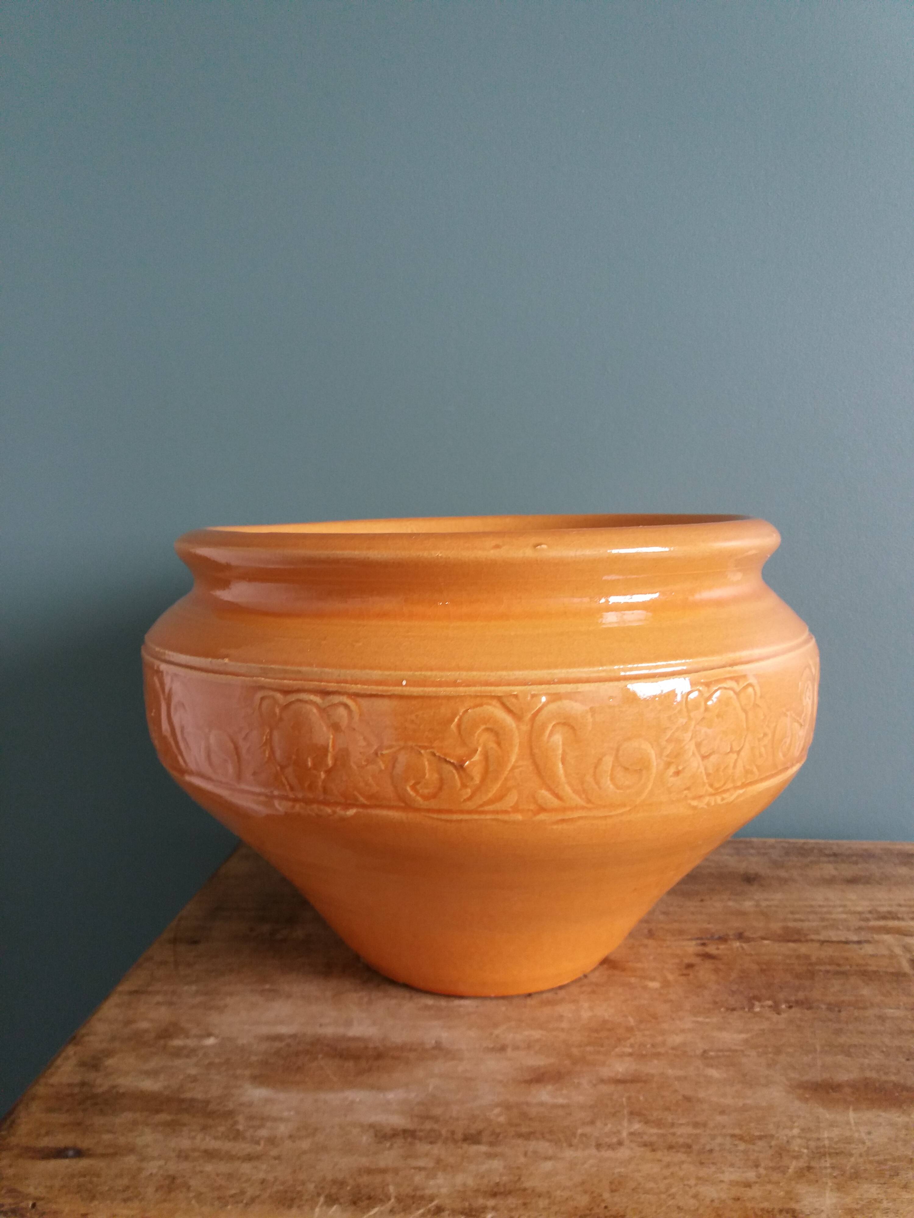 Cache pot, pot de fleurs, jardinière en terre cuite émaillée