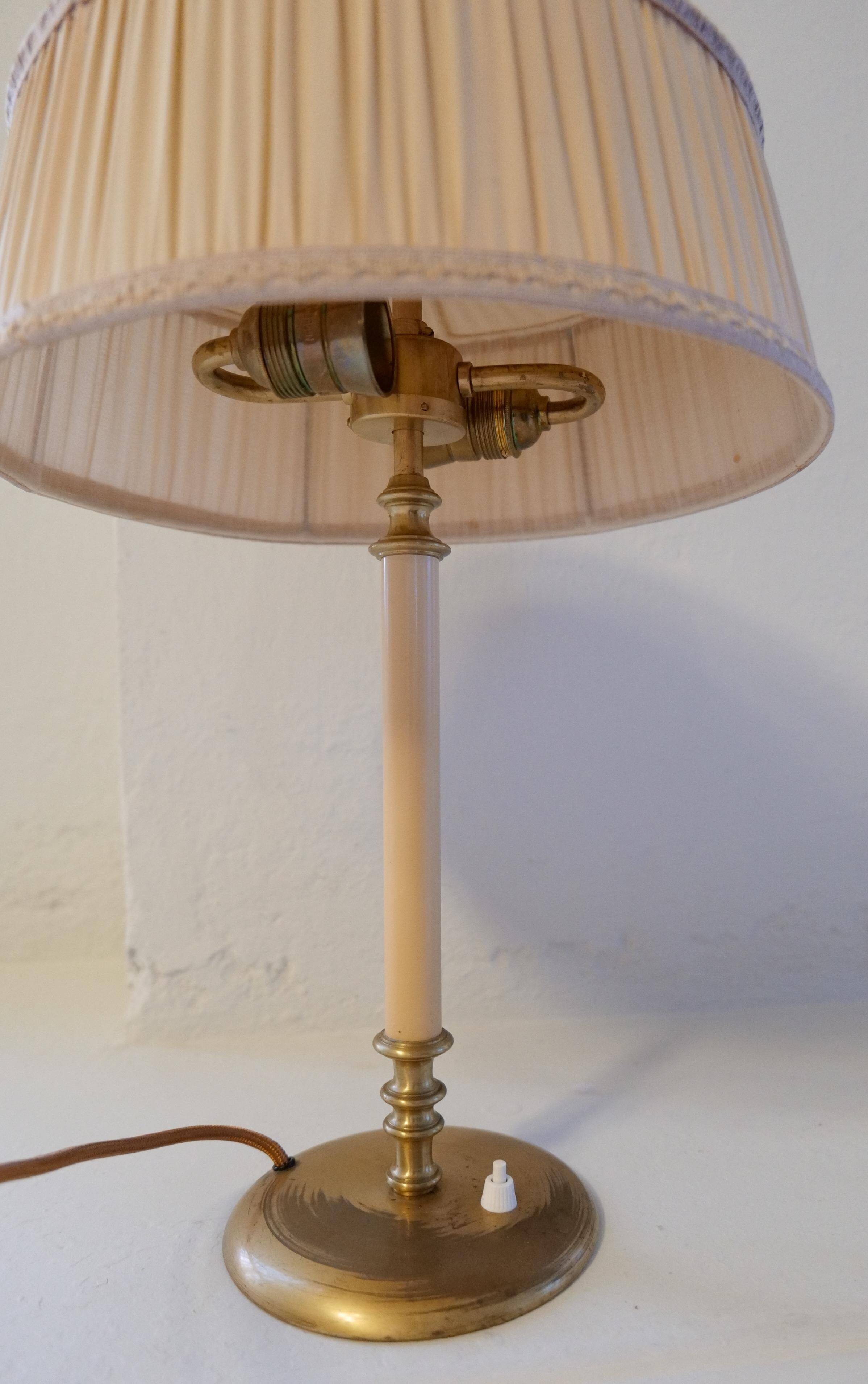 Art Deco table lamp from Nordiska Kompaniet, made in Sweden, 1940s.