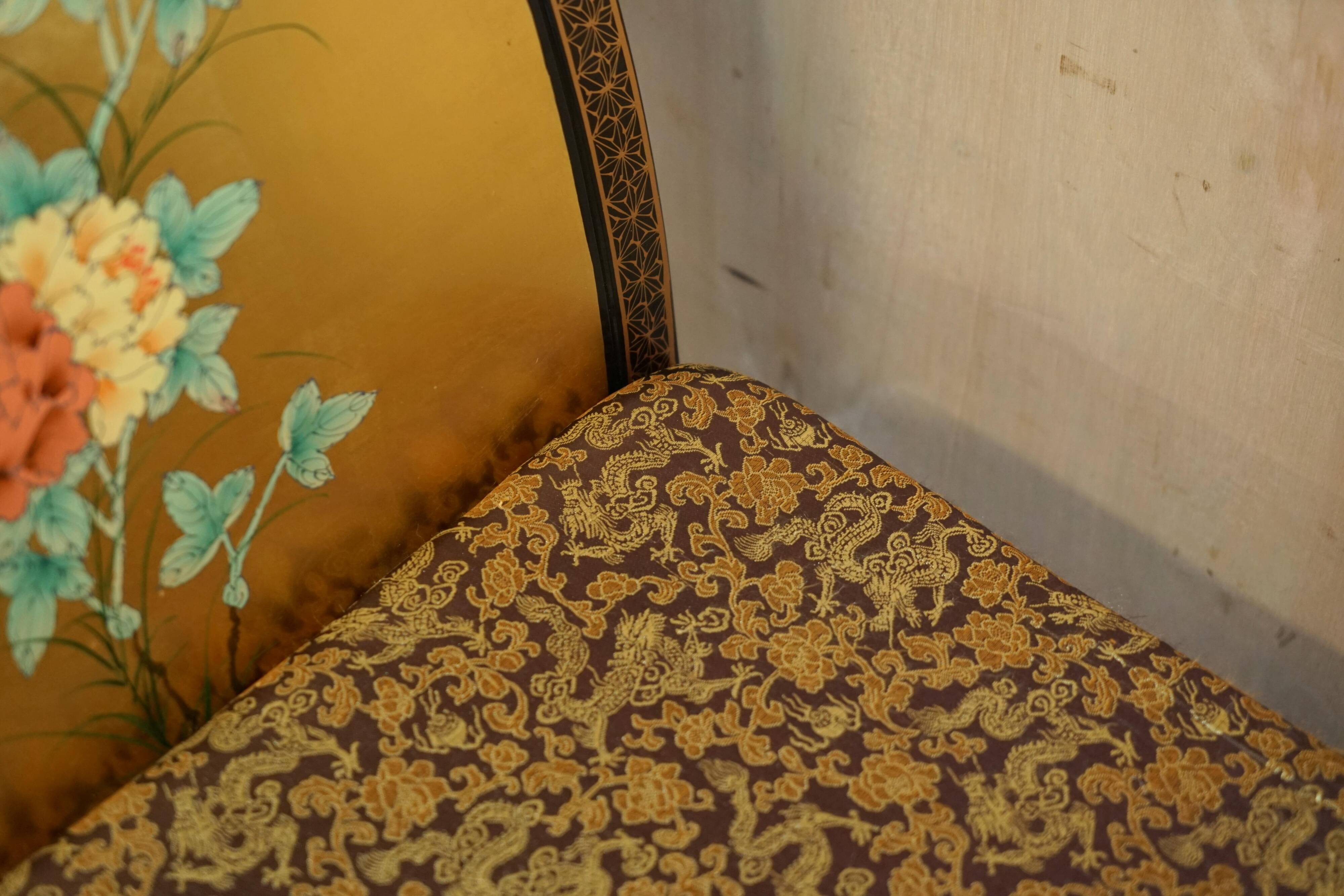 Ancient Chinese bench carved with Geisha in mother-of-pearl and steatite.