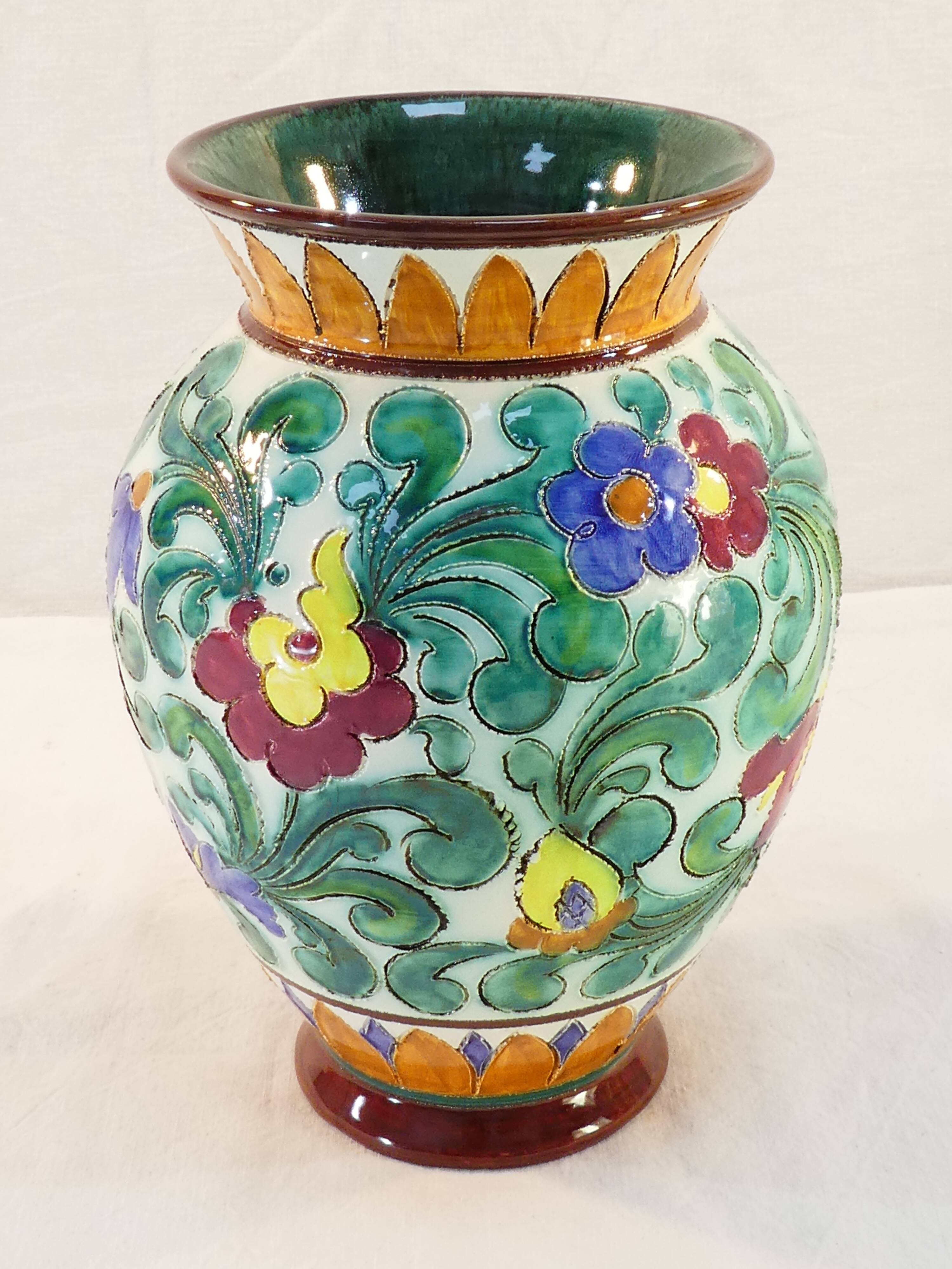 Vase in faience cecart monaco