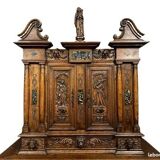 Attribué à La Maison Ribaillier : Cabinet Bellifontain en chêne et marbre