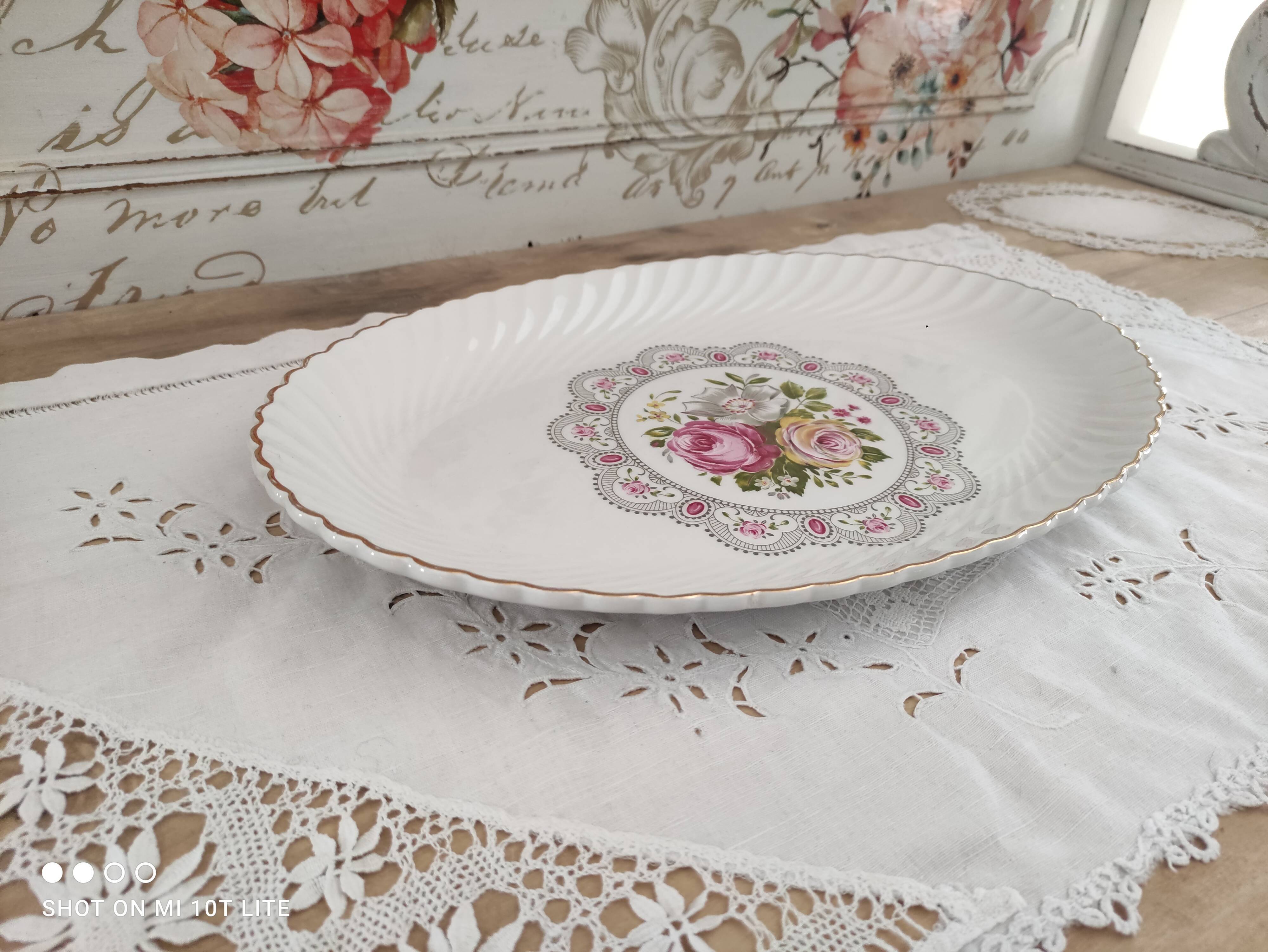 Large oval flat K&G Lunéville model Tradition