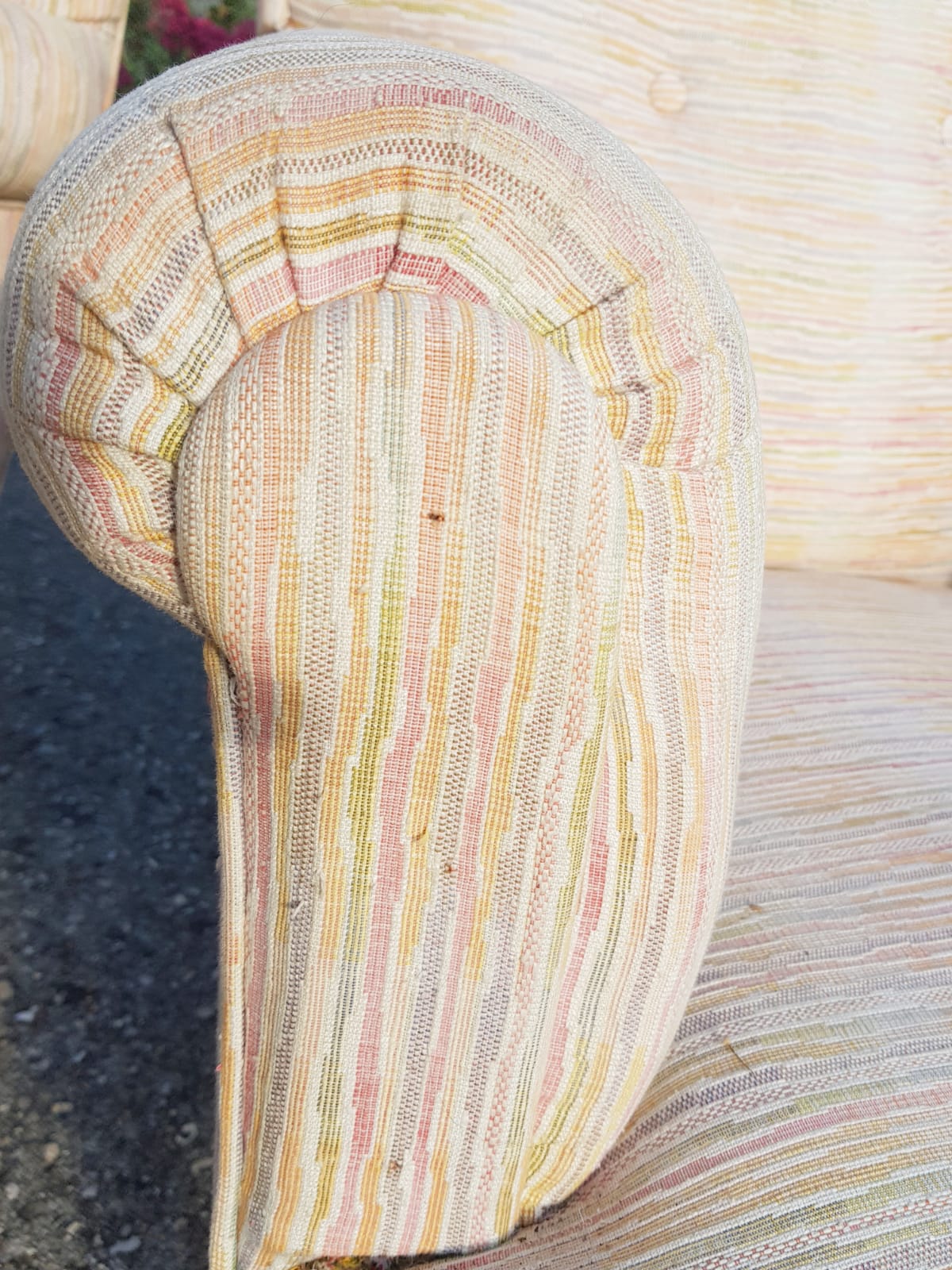 Lot 2 armchairs English / Vintage toad