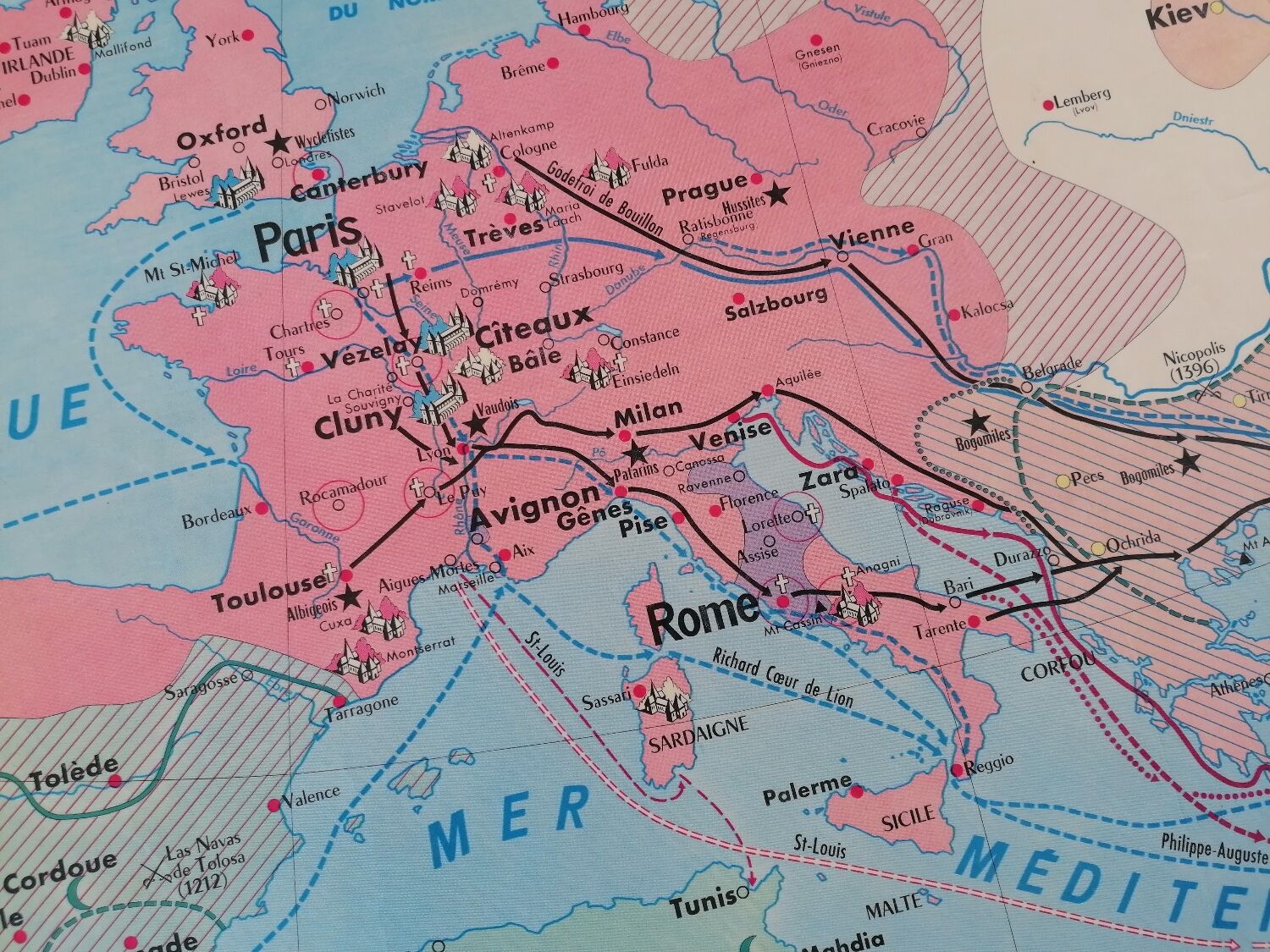 Old MDI History Map: The Crusades-Cultural Centres in France