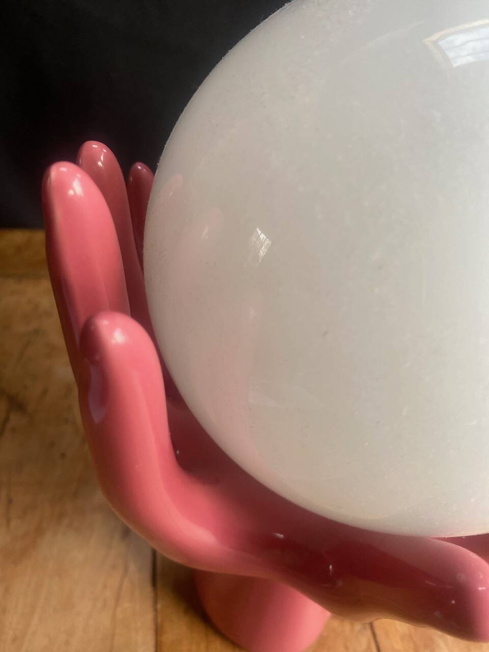 Pink ceramic hand lamp