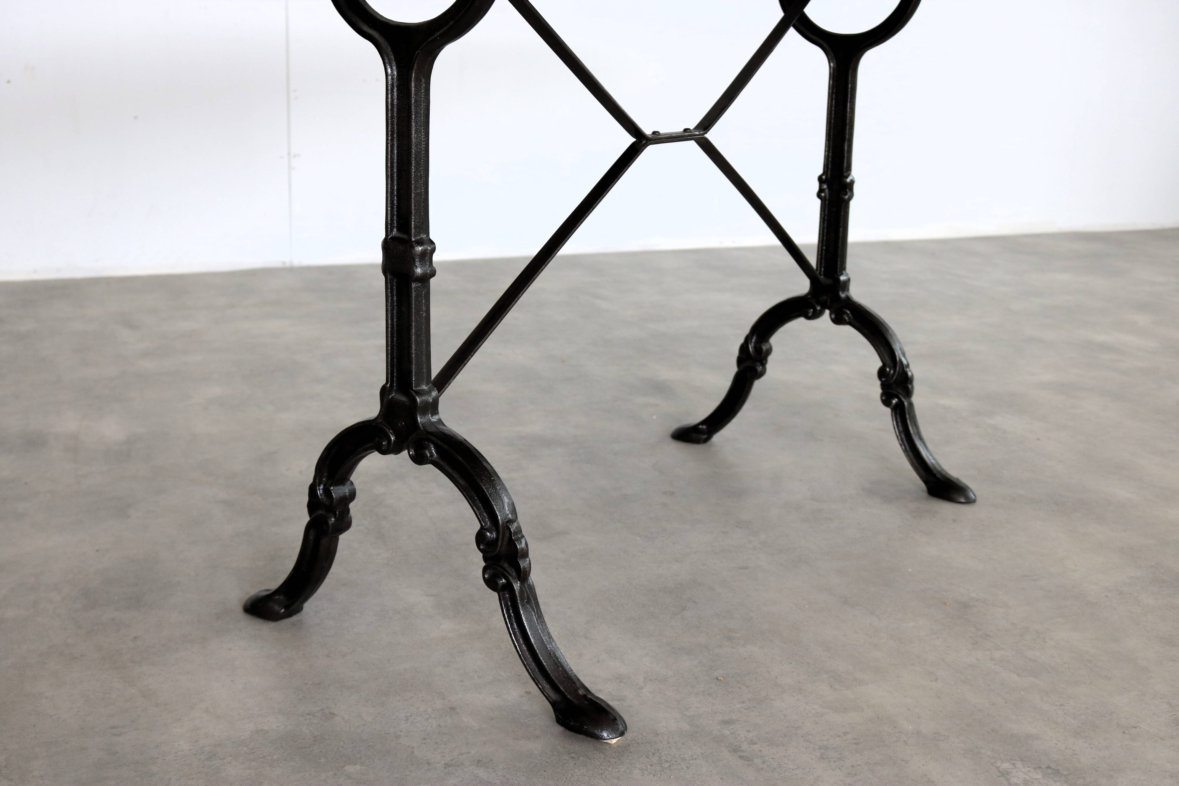 vintage dining table | table | oak | 1950s