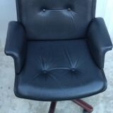 Pair of office chairs