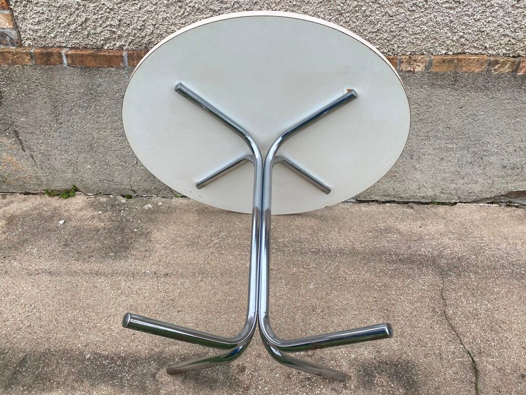 Round kitchen dining table 100cm chrome legs