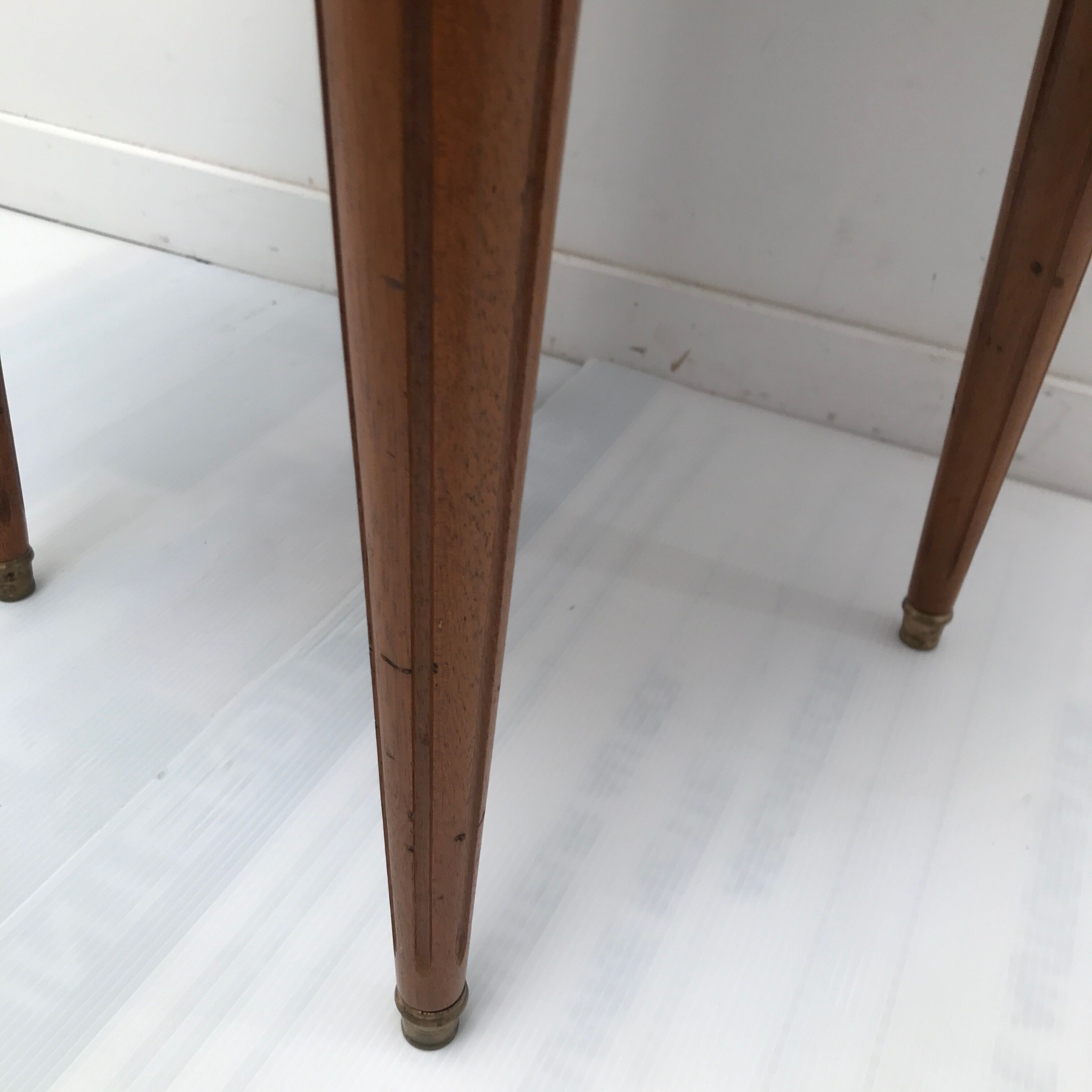 Coffee table -Guéridon "bouillotte" louis XVI style