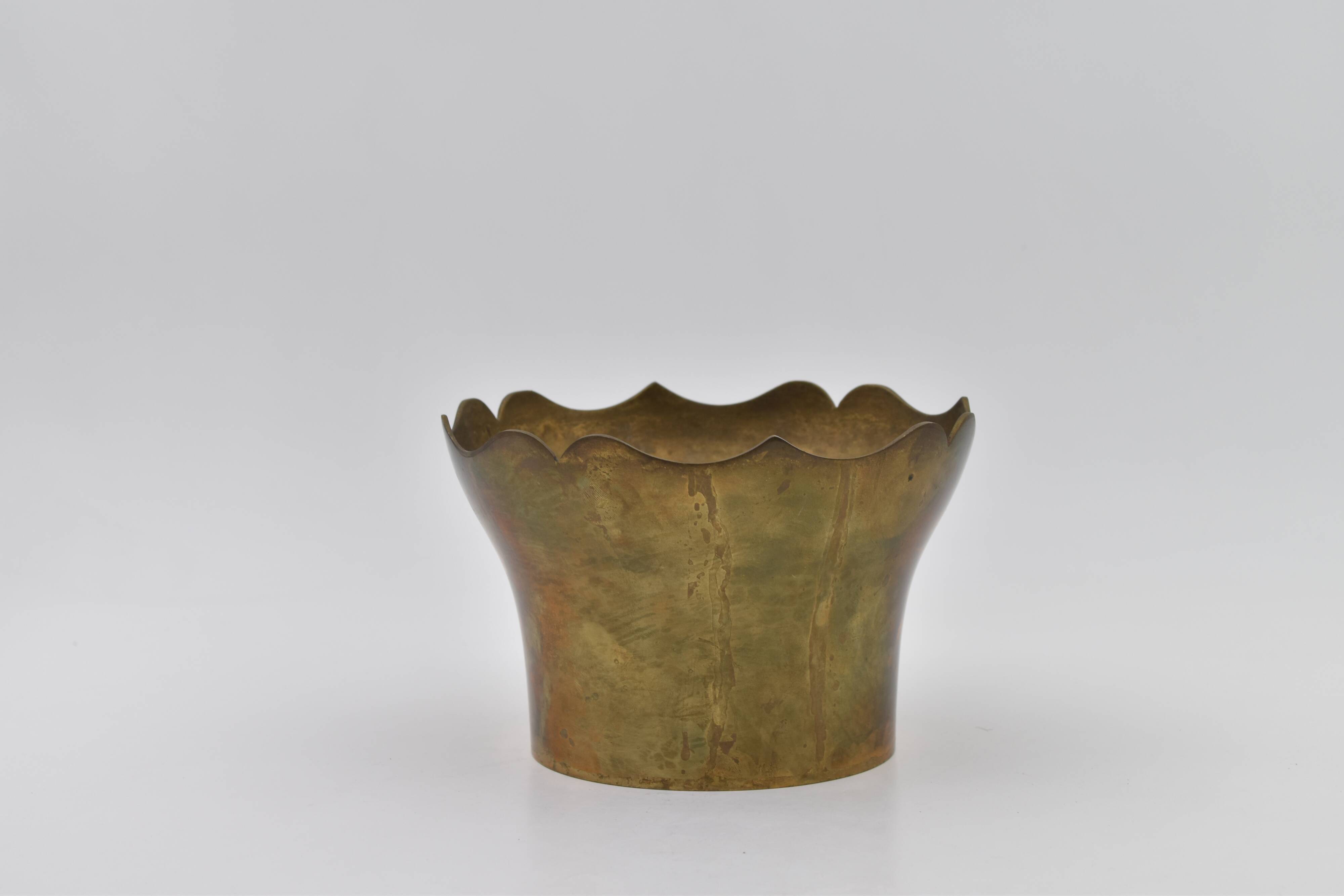 Brass pot plant cover