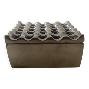 Chrome metal ashtray in the style of Ultima 15, 1970.