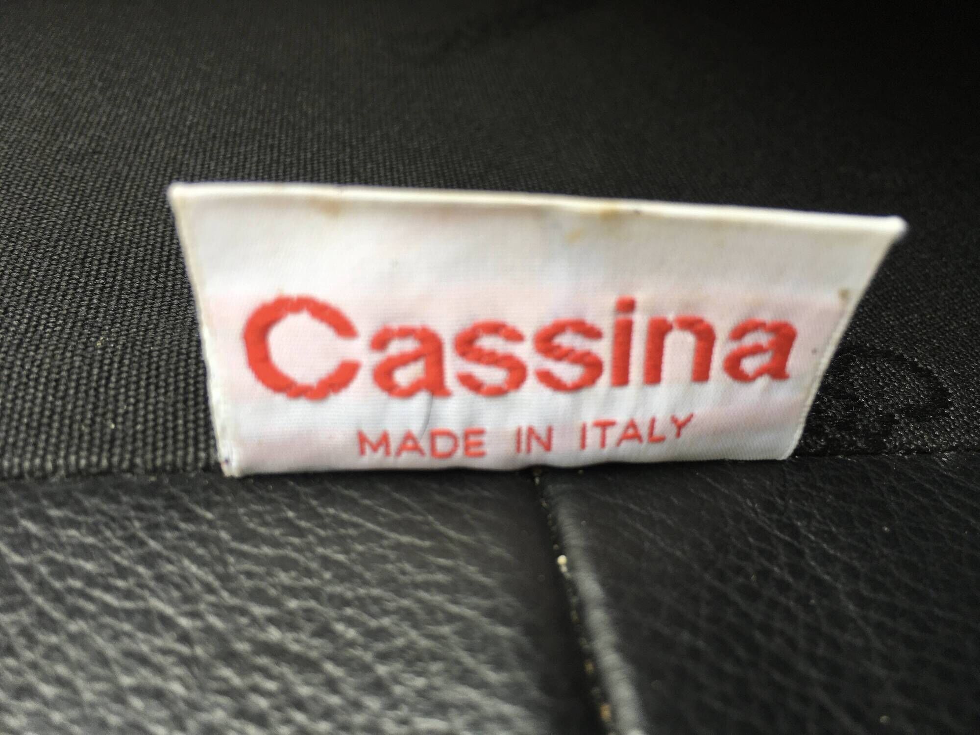 Maralunga sofa by Vico Magistretti Cassina 80s