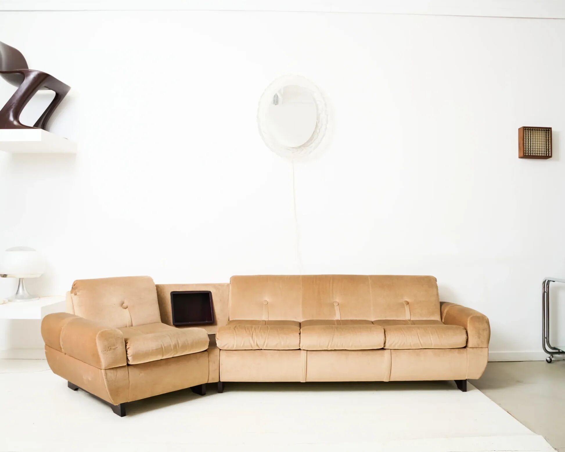 Space Age corner sofa, Italy, 1960s