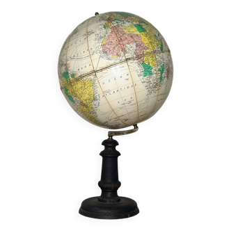Globe sur pied en bois, XXème