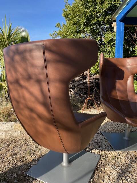 Pair of Moroso Italian design swivel armchairs