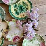 Set of 12 antique slip plates