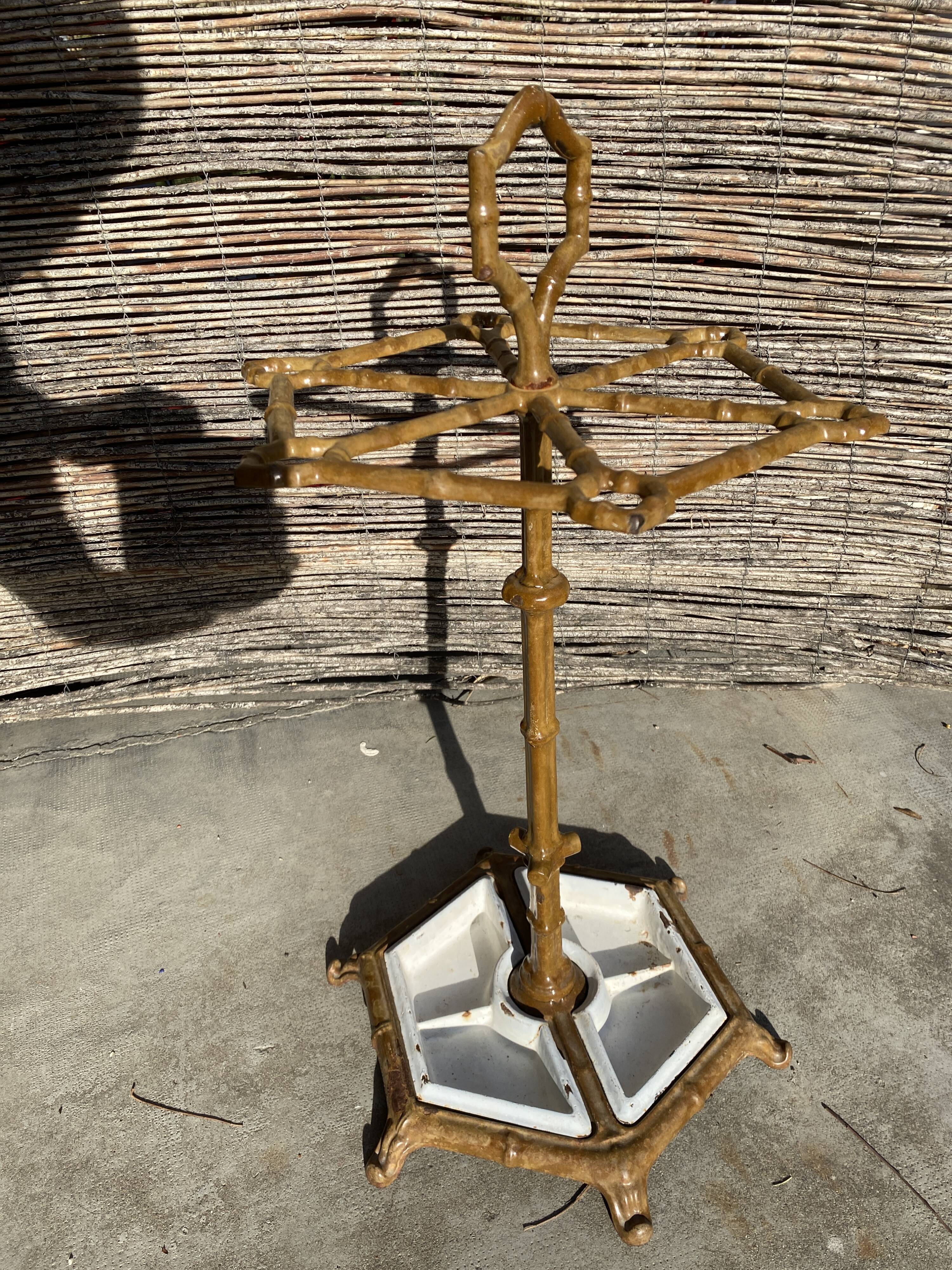 Umbrella holder