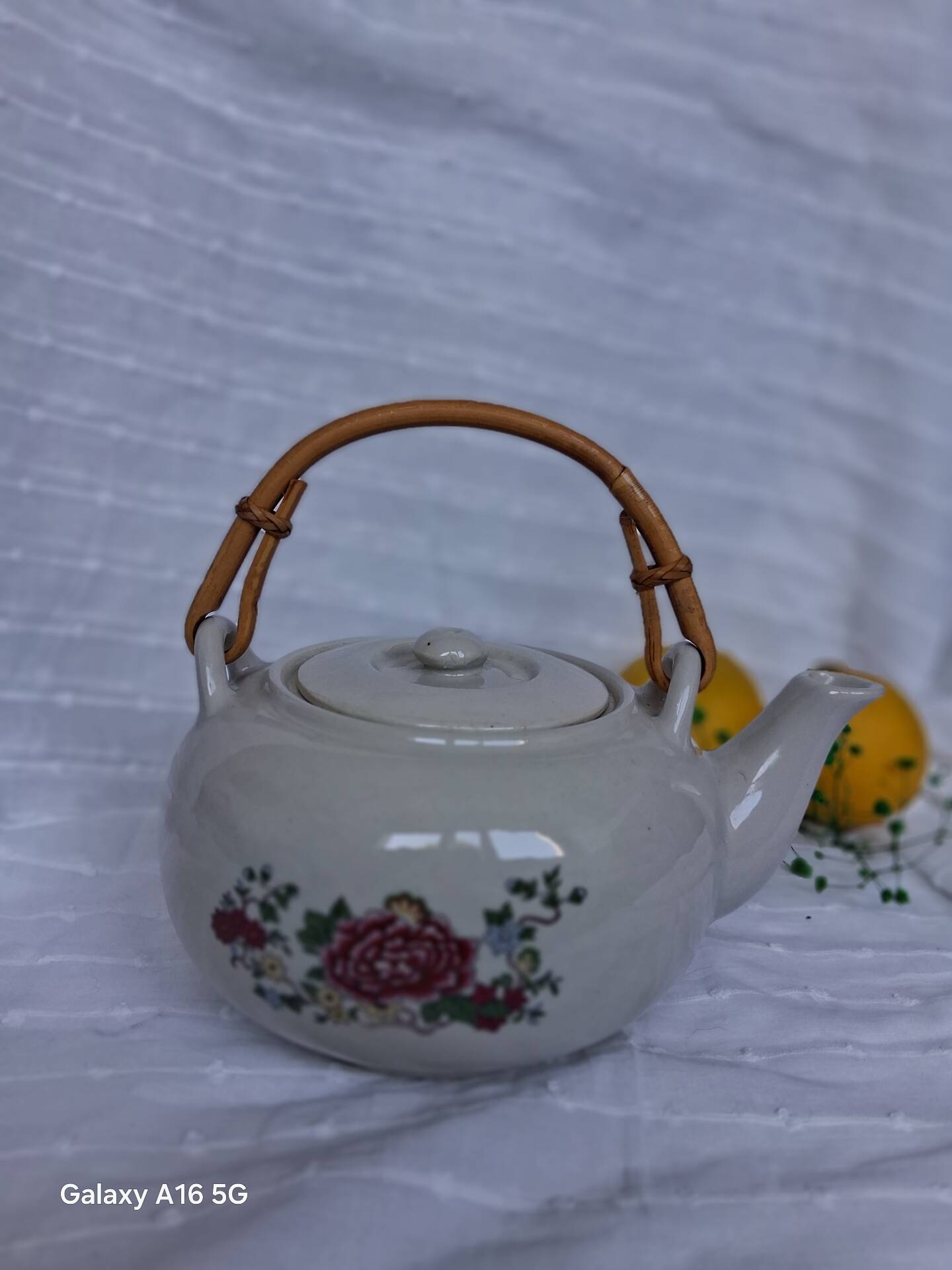 Vintage Chinese ceramic teapot Chi Kiang Stoneware.