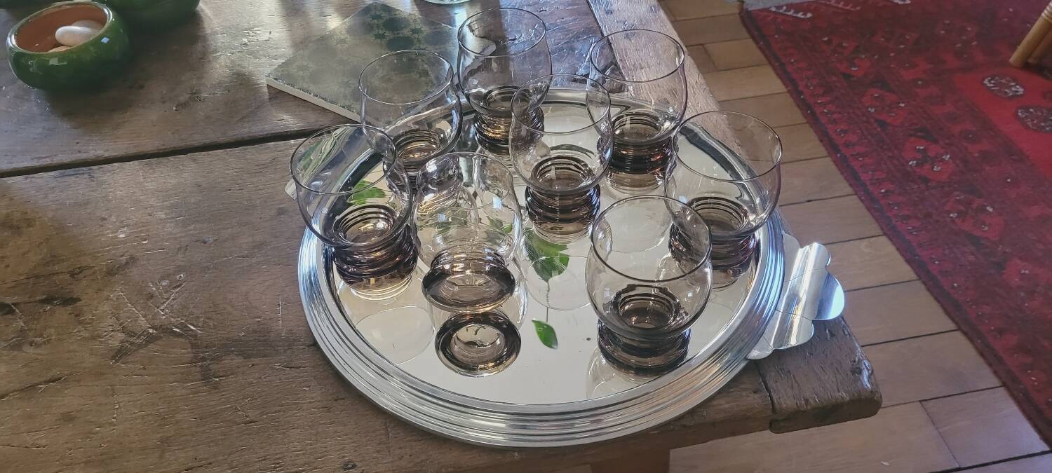 Set of 8 50's glasses