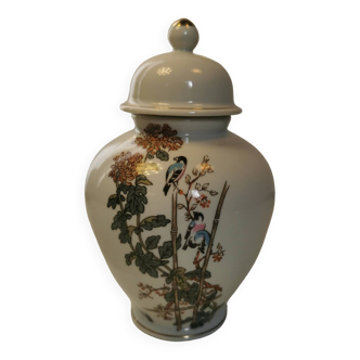 Ginger jar/tea jar. Vintage Japanese floral decor