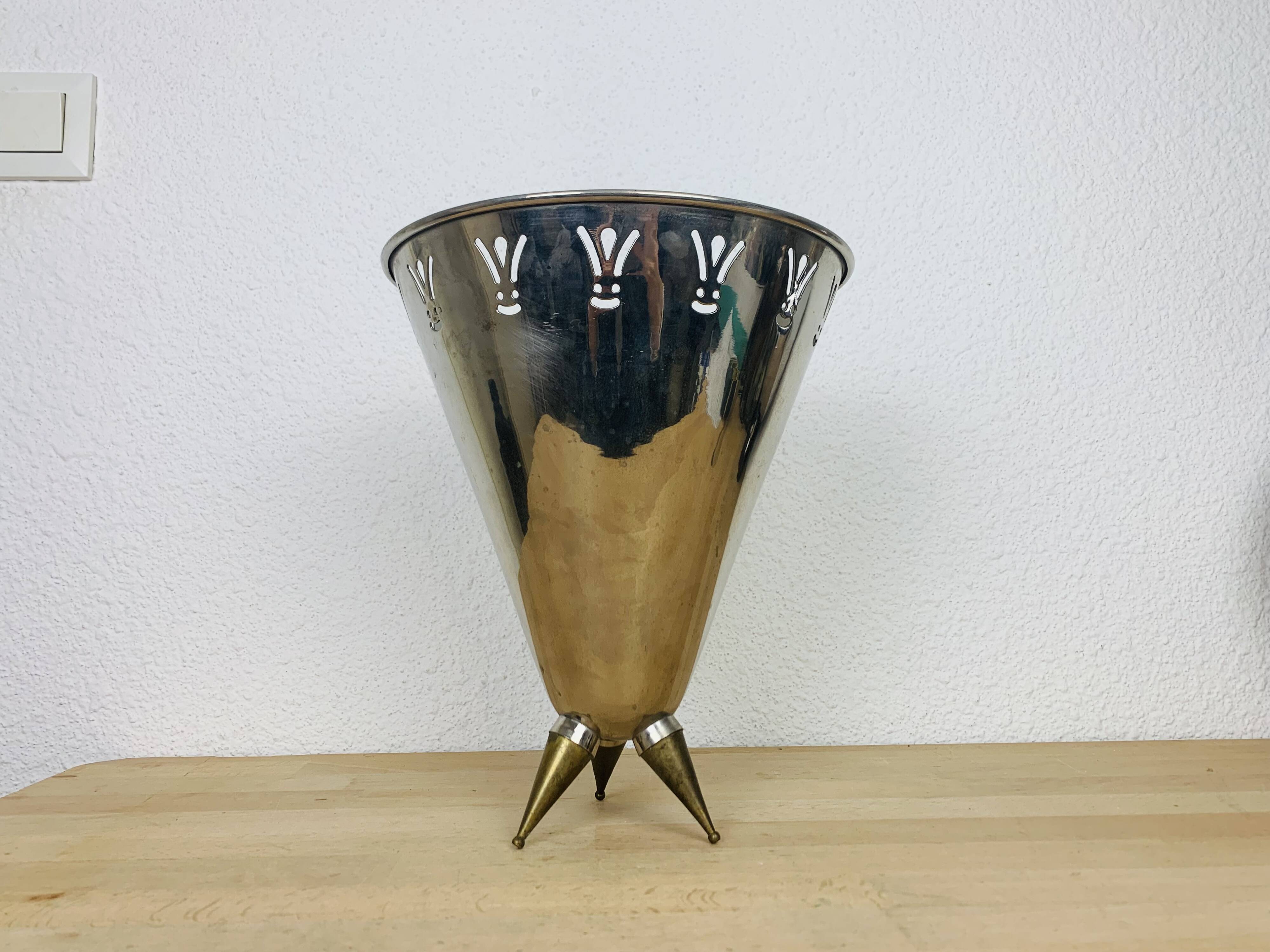 80s design ice bucket in chrome and brass