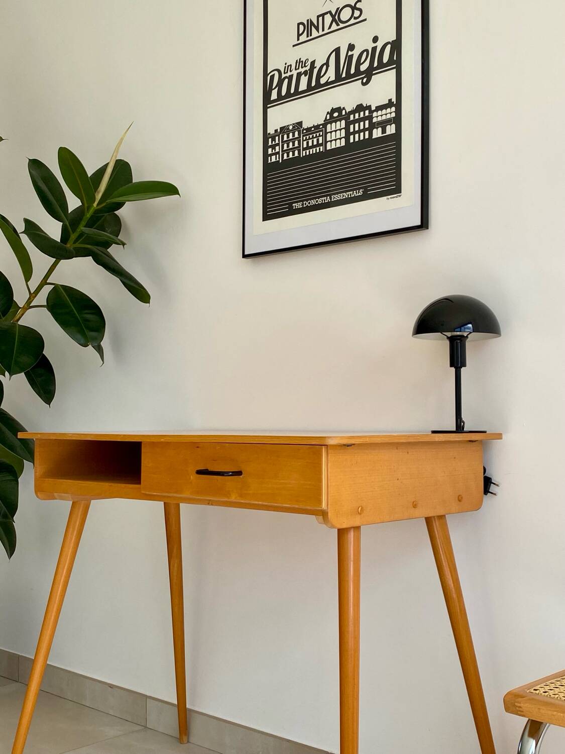 Bureau vintage pieds compas