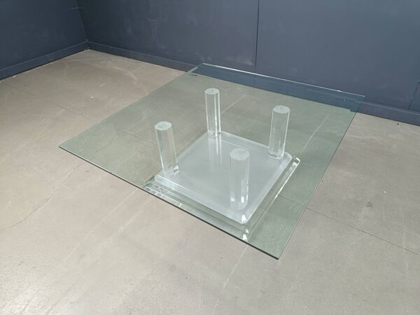 Table basse ou table d'appoint en Lucite, années 1970