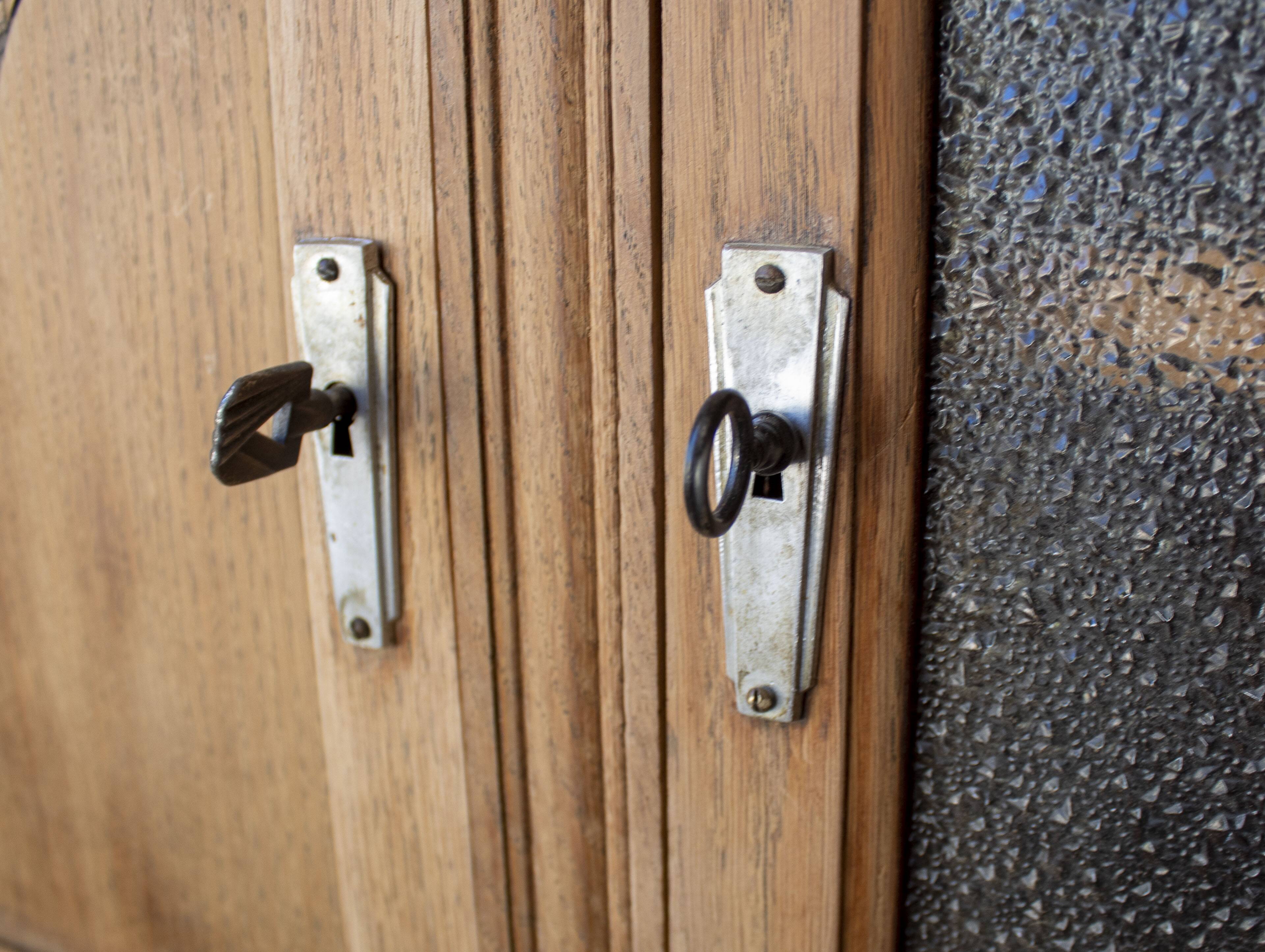 buffet sideboard solid oak Art Deco