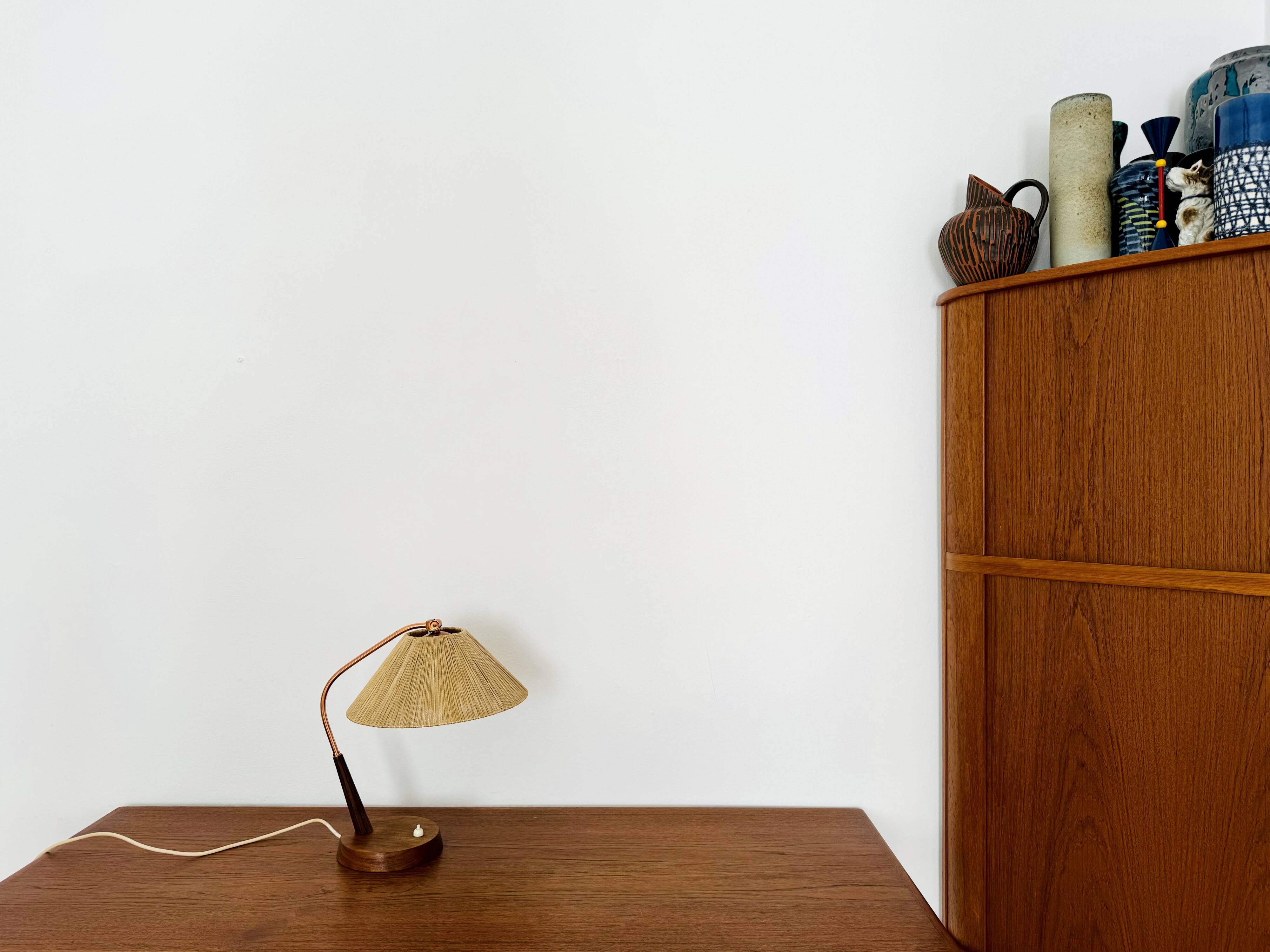 Lampe de table en sisal et teck par Temde