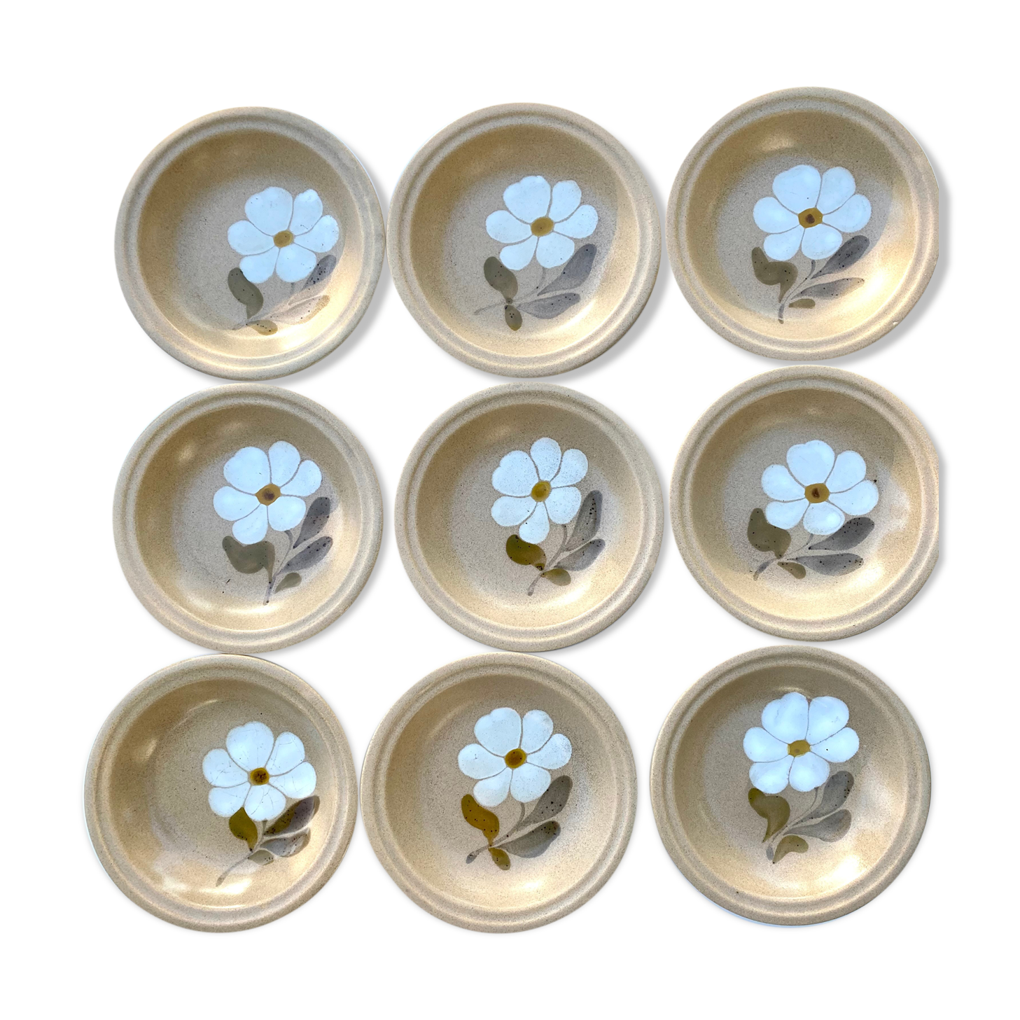 Saint Amand flowered soup plates