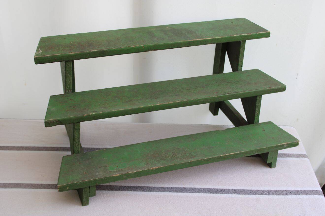 Wooden flower display stand