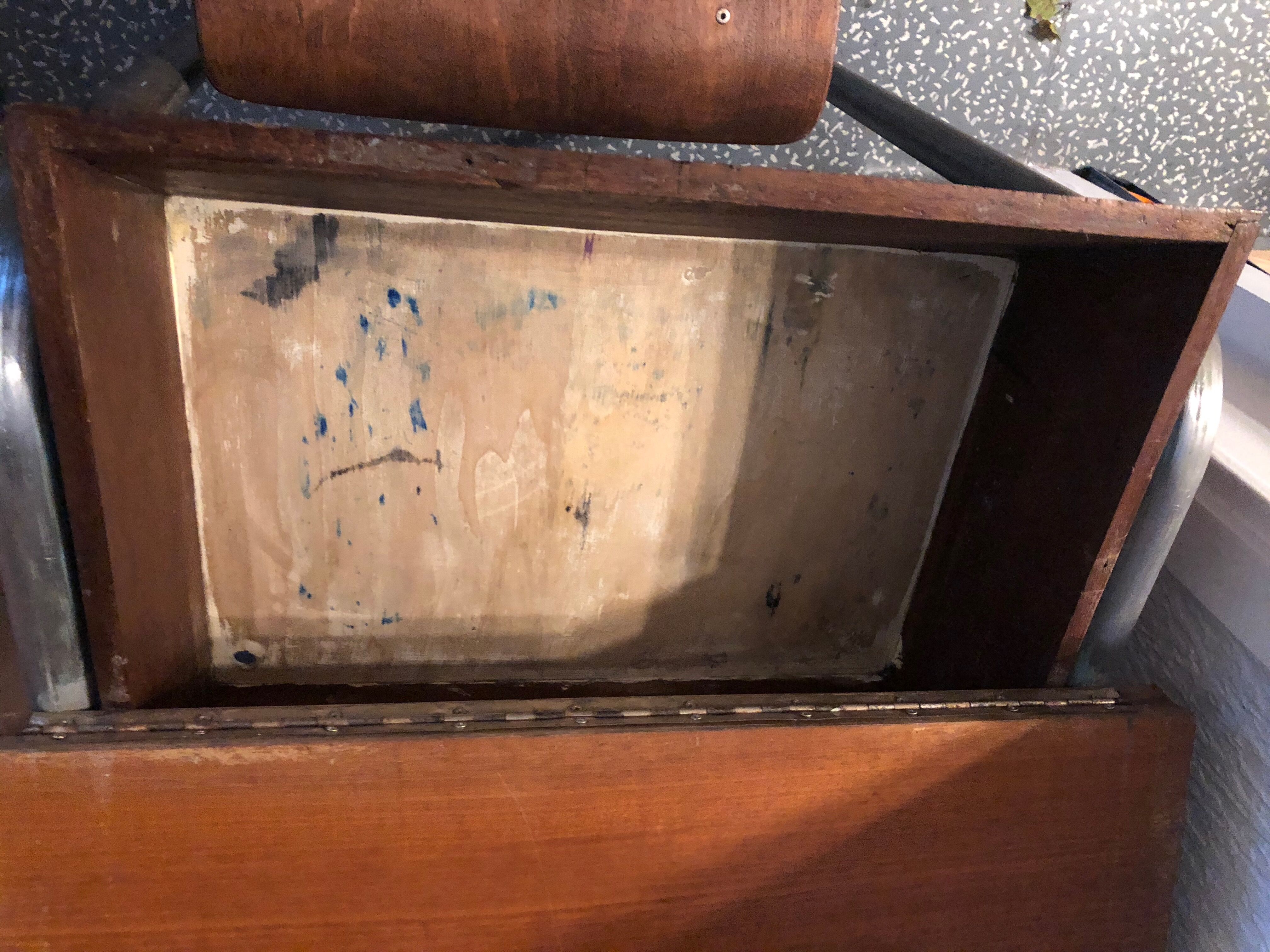 Schoolboy office a place and its chair