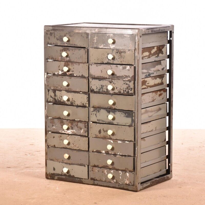 Commode industrielle grise